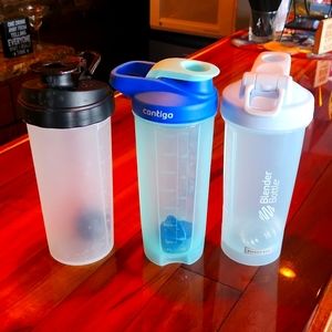 Bundle of three blender/ shaker bottles for sports snacks or diet shakes.